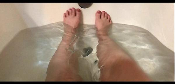  Bathtub Beautiful Feet Ripoff Catherine Grey